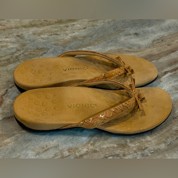 Women’s VIONIC Bella Toe Post Sandal- Gold cork. Size 11 - Picture 6 of 8